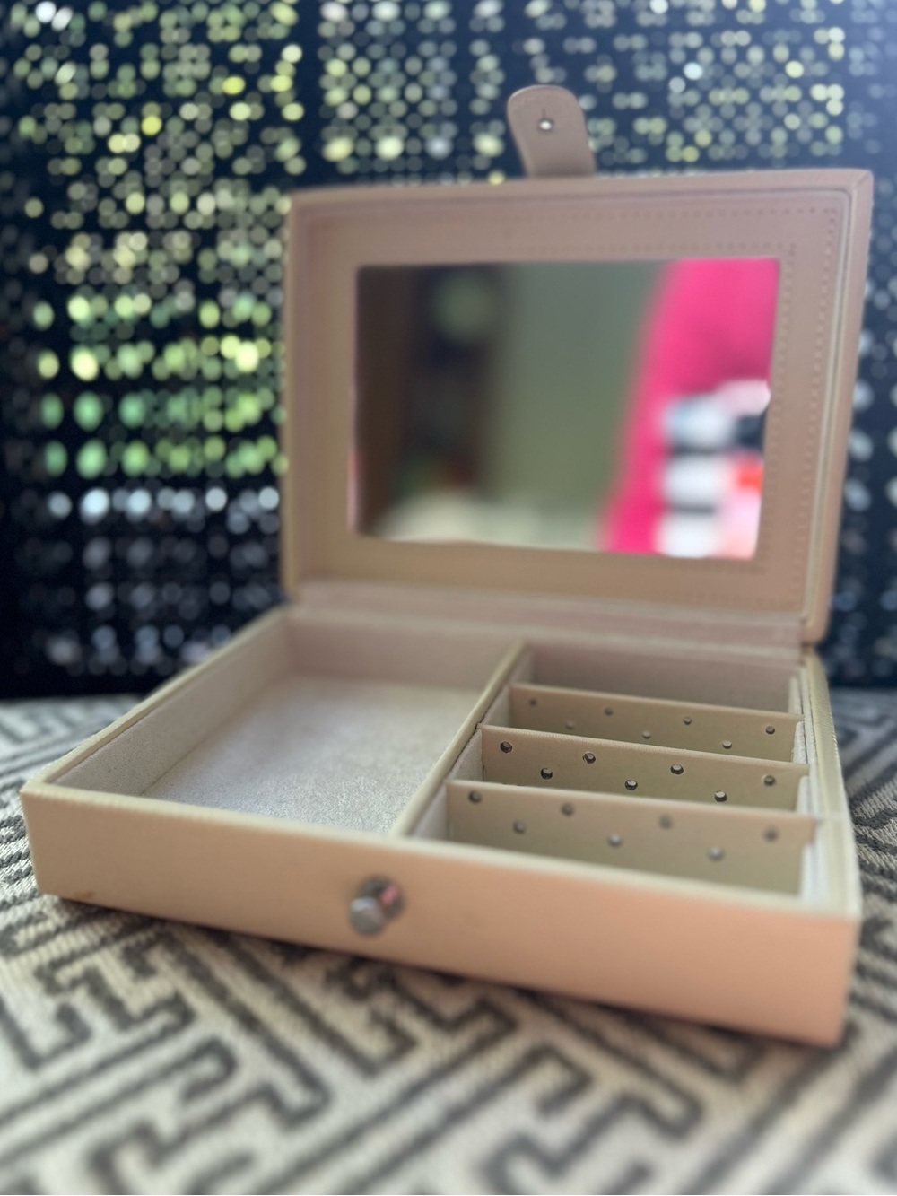 Wolf Designs for Pottery Barn Cream / Beige Travel Jewelry Box